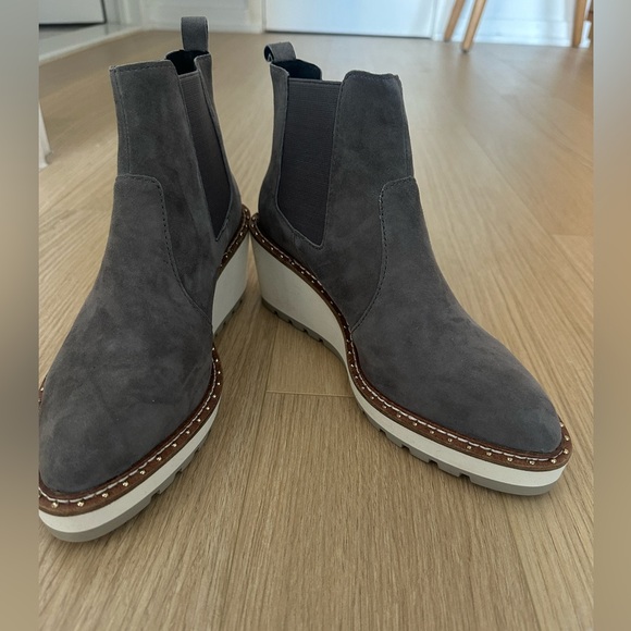 Cecelia Gemma Ankle Boots in Grey - Picture 2 of 6